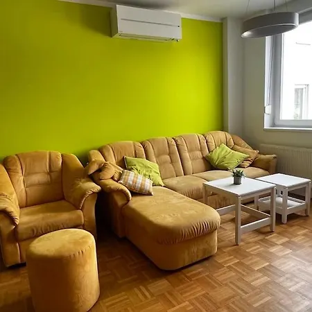 Apartment In Tacen With 2 Parking Lots